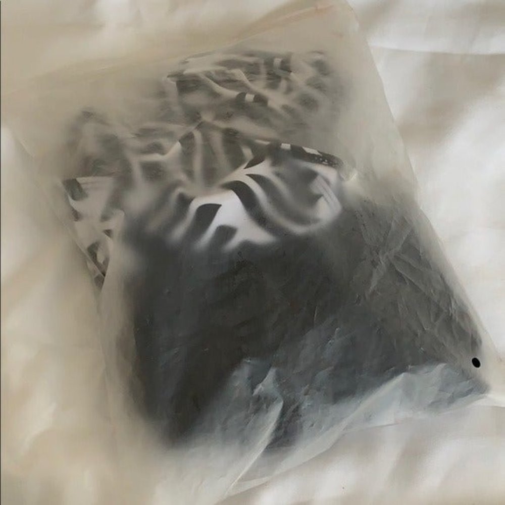 Color Sun NWT  Black White Halter Bikini - Picture 4 of 9